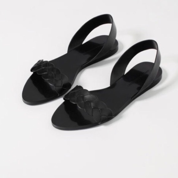 zara basic sandals